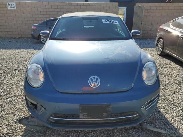 Photo 4 VIN: 3VW5DAATXJM511140 - VOLKSWAGEN BEETLE 