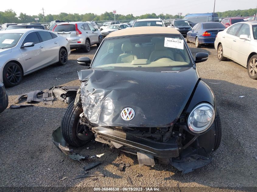 Photo 11 VIN: 3VW5L7AT0EM818635 - VOLKSWAGEN BEETLE 