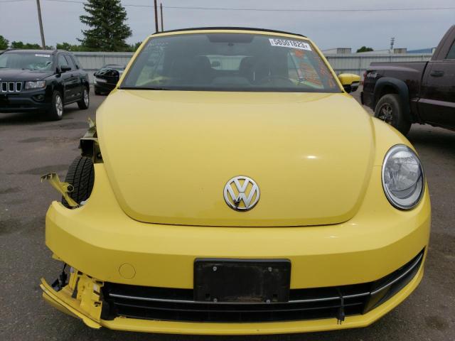 Photo 4 VIN: 3VW5L7AT3DM831314 - VOLKSWAGEN BEETLE 