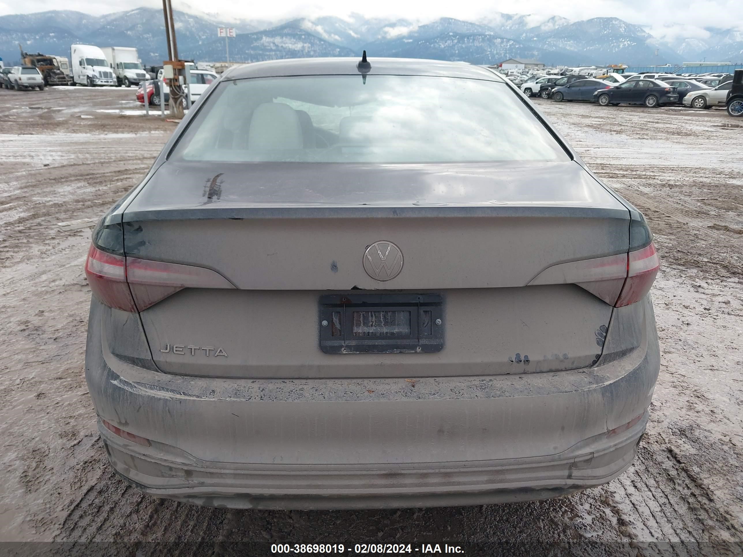 Photo 15 VIN: 3VW5M7BU1RM001264 - VOLKSWAGEN JETTA 