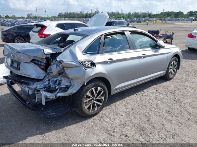 Photo 3 VIN: 3VW5M7BU5RM073455 - VOLKSWAGEN JETTA 