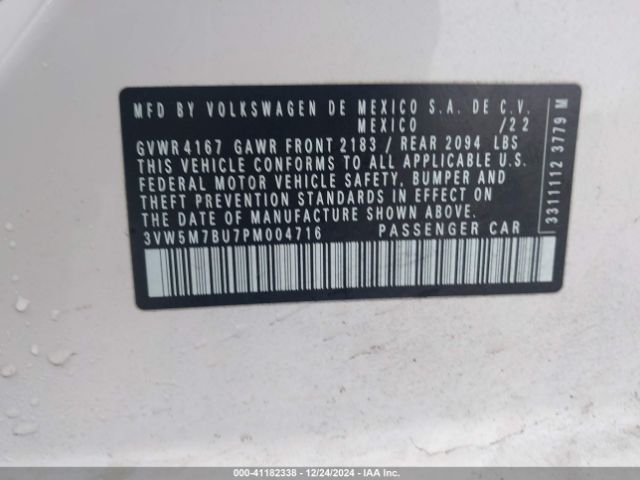 Photo 8 VIN: 3VW5M7BU7PM004716 - VOLKSWAGEN JETTA 