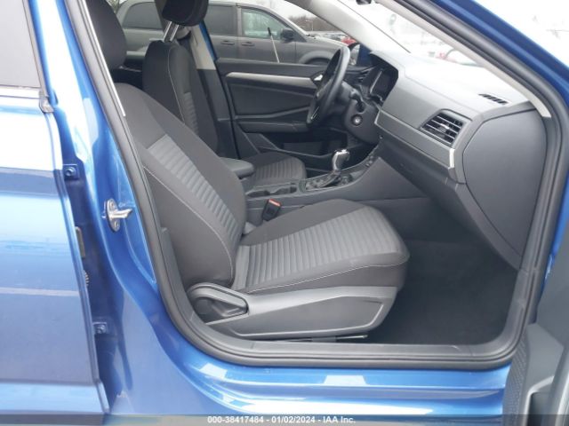 Photo 4 VIN: 3VW5M7BU8PM006877 - VOLKSWAGEN JETTA 