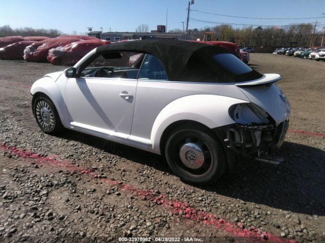 Photo 2 VIN: 3VW5P7AT2DM821037 - VOLKSWAGEN BEETLE CONVERTIBLE 