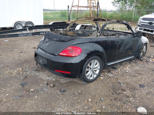 Photo 3 VIN: 3VW5P7ATXDM800324 - VOLKSWAGEN BEETLE 