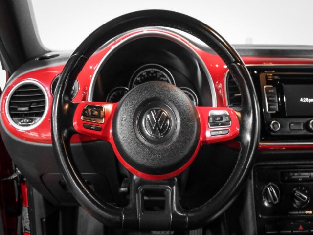 Photo 9 VIN: 3VW5P7ATXDM823103 - VOLKSWAGEN BEETLE CONVERTIBLE 