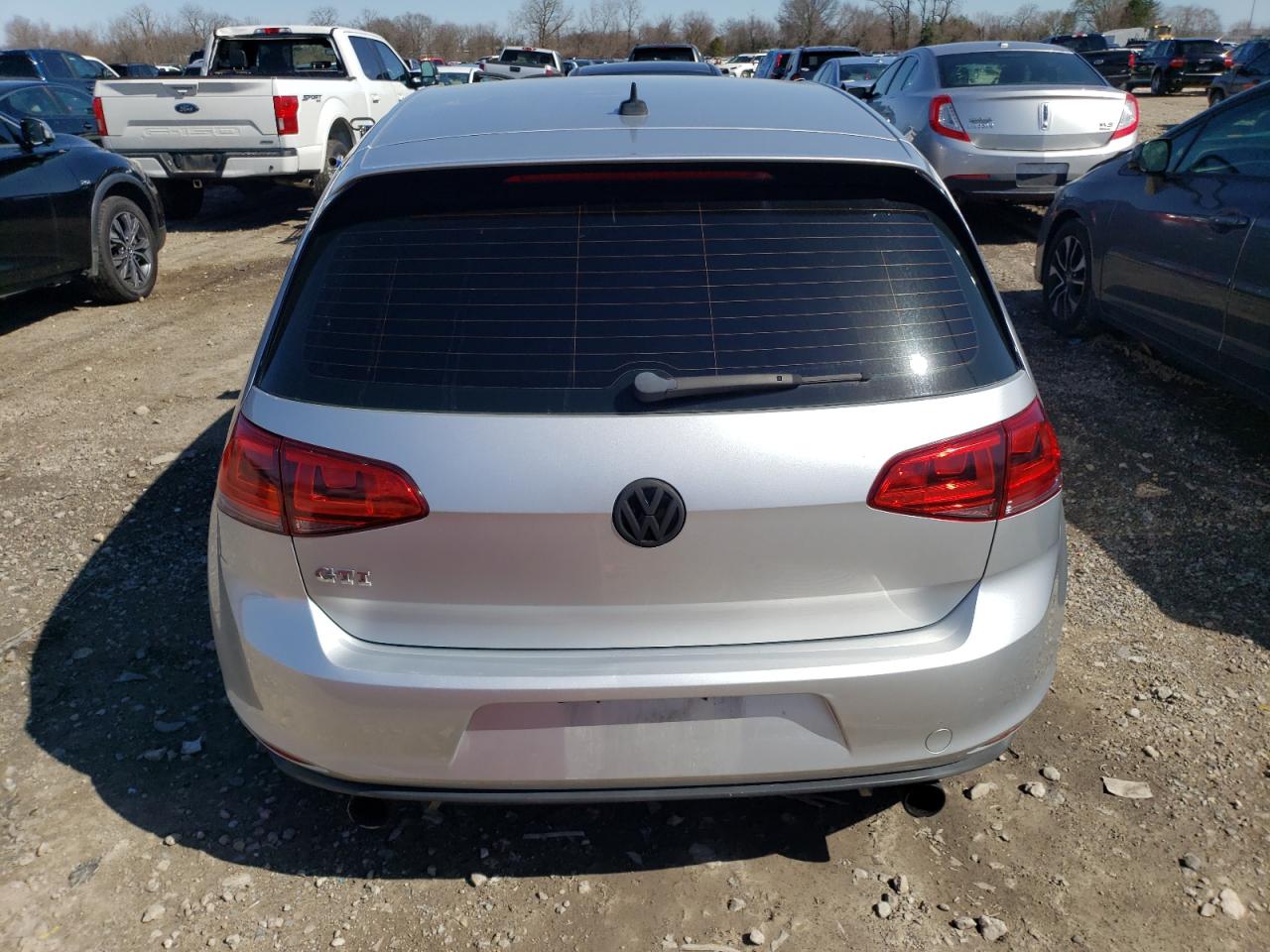 Photo 5 VIN: 3VW5T7AU0GM039215 - VOLKSWAGEN GTI 