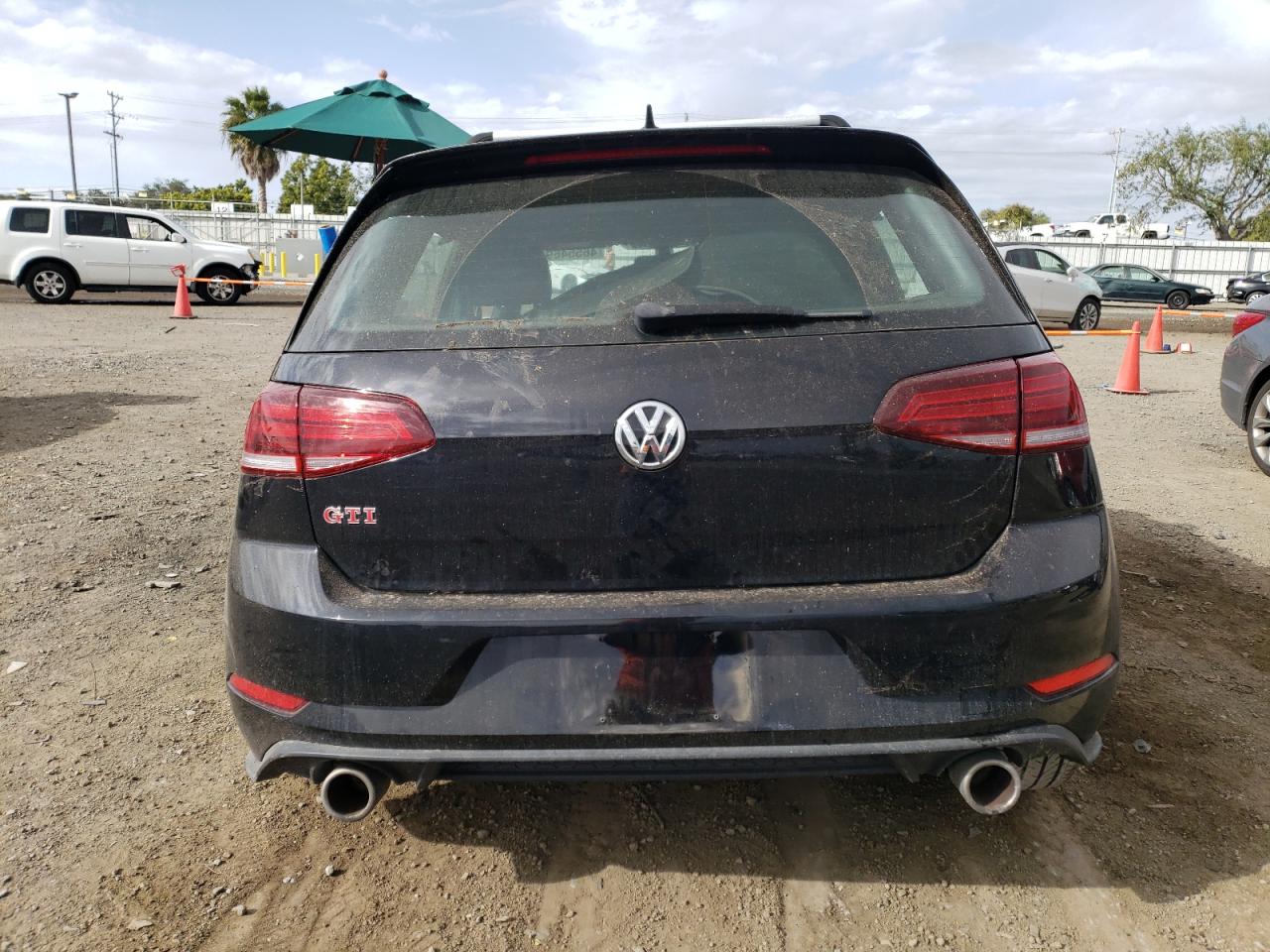 Photo 5 VIN: 3VW5T7AU0KM034198 - VOLKSWAGEN GOLF GTI 