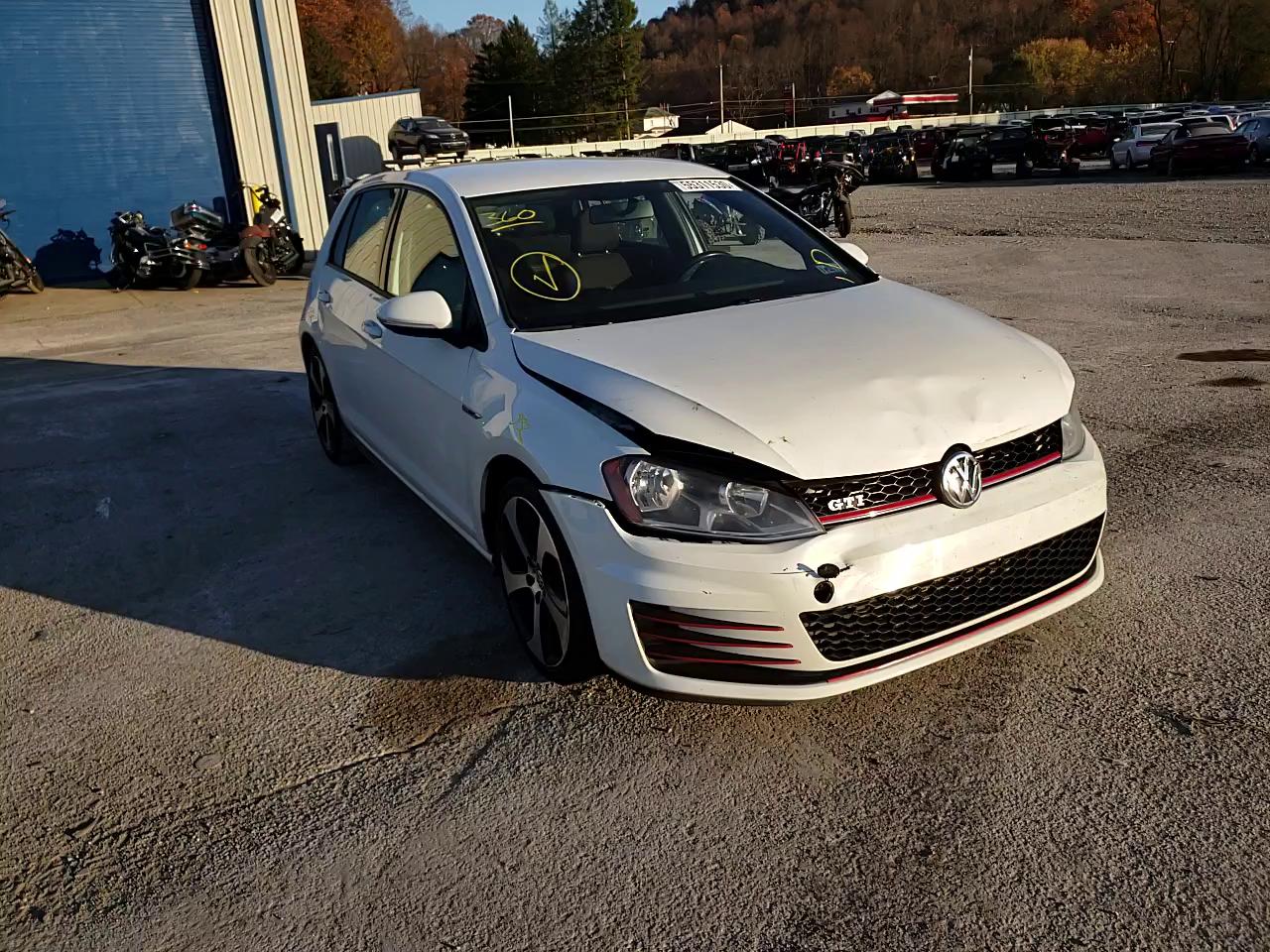 Photo 10 VIN: 3VW5T7AU1HM001963 - VOLKSWAGEN GTI S 