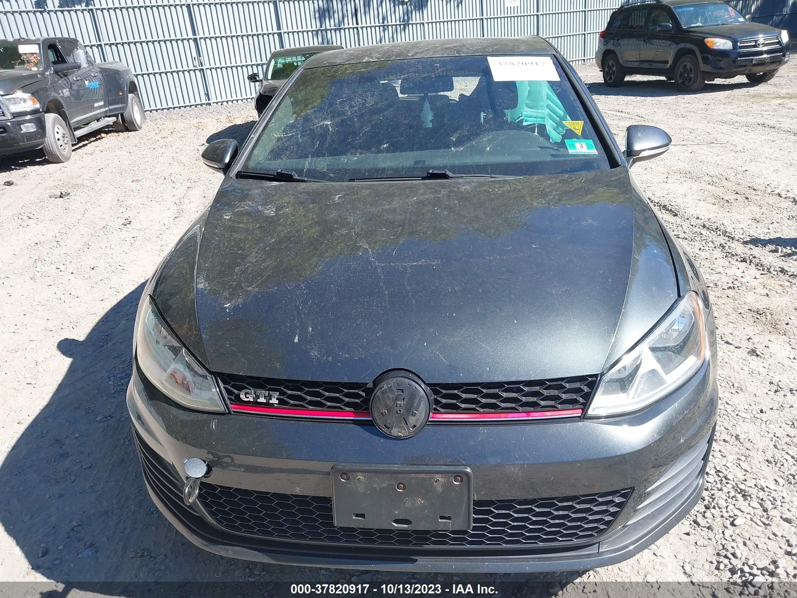 Photo 11 VIN: 3VW5T7AU5GM015296 - VOLKSWAGEN GOLF 