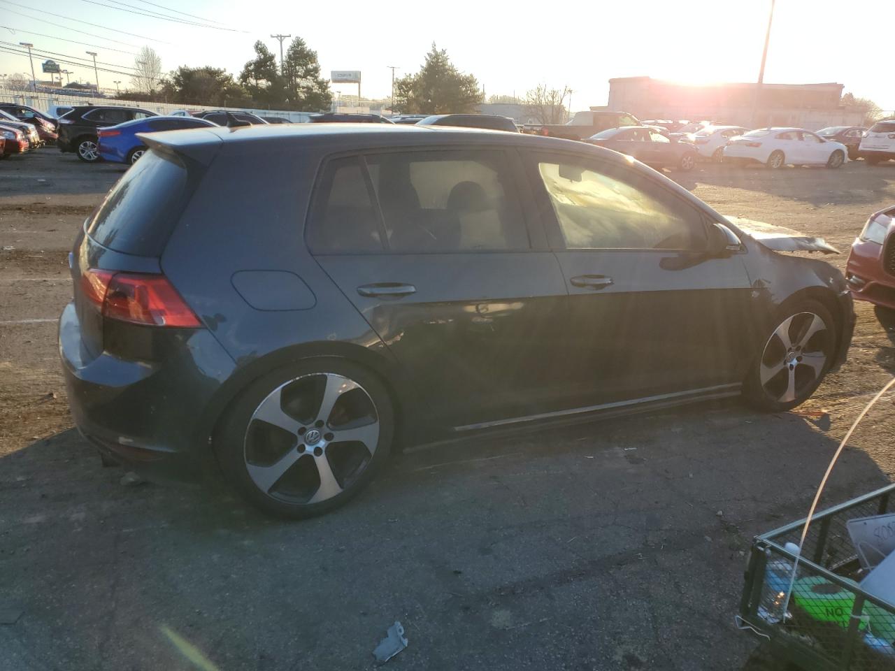 Photo 2 VIN: 3VW5T7AU6FM017041 - VOLKSWAGEN GTI 