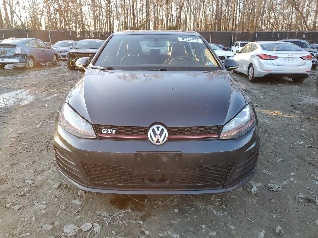 Photo 4 VIN: 3VW5T7AU7FM074767 - VOLKSWAGEN GTI 