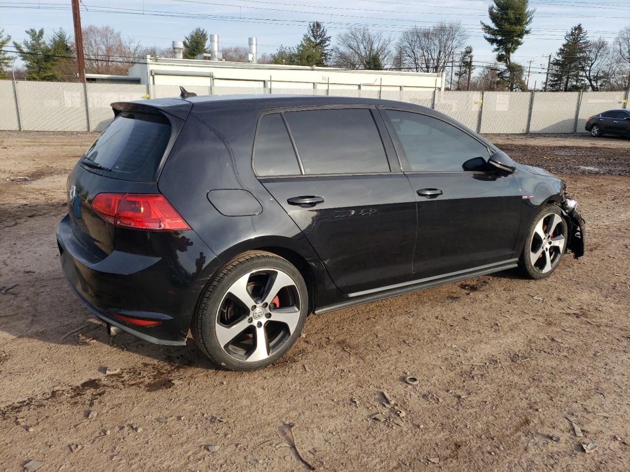 Photo 2 VIN: 3VW5T7AU7HM002633 - VOLKSWAGEN GTI 