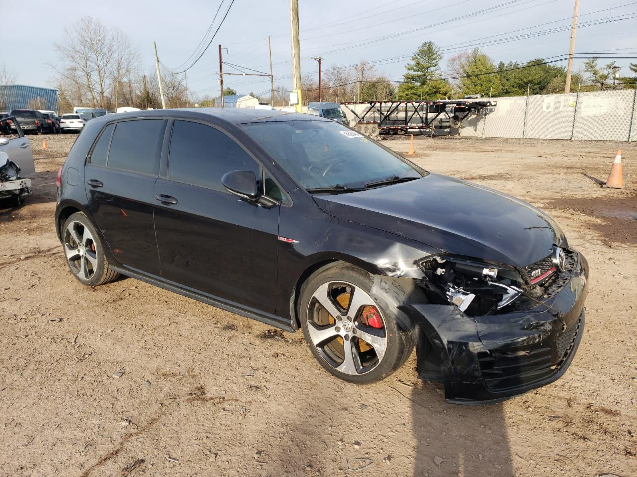 Photo 3 VIN: 3VW5T7AU7HM002633 - VOLKSWAGEN GTI 