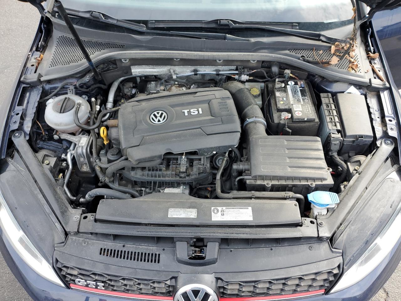 Photo 10 VIN: 3VW5T7AU9HM068603 - VOLKSWAGEN GTI 