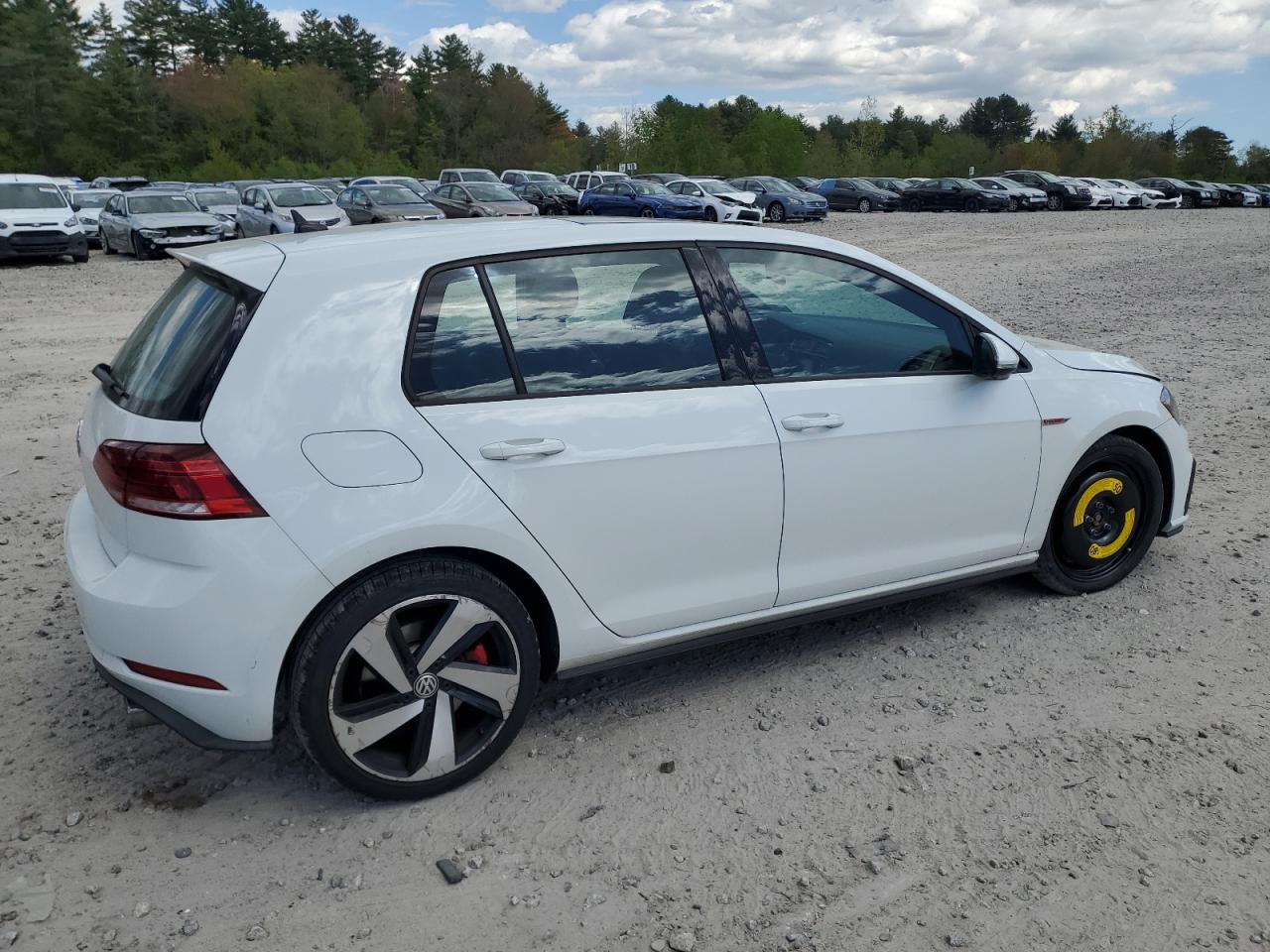 Photo 2 VIN: 3VW5T7AU9KM033079 - VOLKSWAGEN GTI 