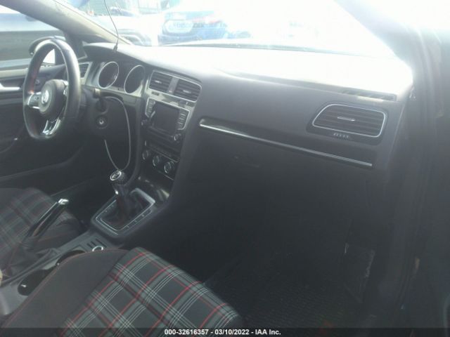 Photo 4 VIN: 3VW5T7AUXFM071054 - VOLKSWAGEN GOLF 