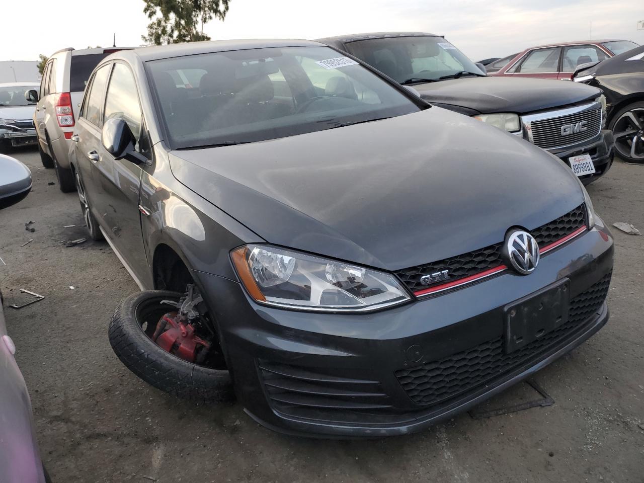 Photo 3 VIN: 3VW5T7AUXGM013737 - VOLKSWAGEN GTI 