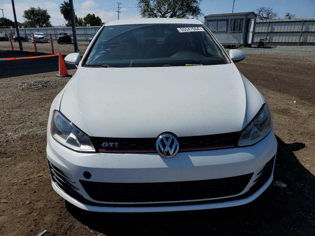 Photo 4 VIN: 3VW5T7AUXHM028997 - VOLKSWAGEN GTI 