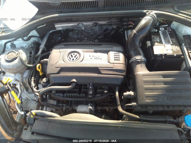 Photo 9 VIN: 3VW5T7BU0KM205157 - VOLKSWAGEN JETTA 