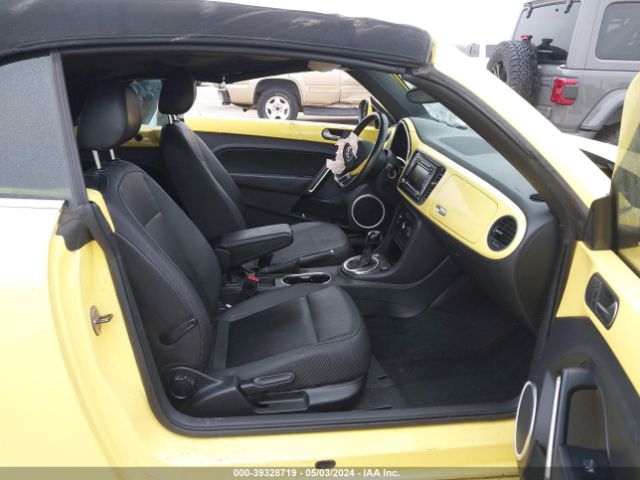 Photo 4 VIN: 3VW5X7AT7DM828341 - VOLKSWAGEN BEETLE 