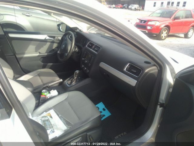 Photo 4 VIN: 3VW637AJ1DM232723 - VOLKSWAGEN JETTA SEDAN 