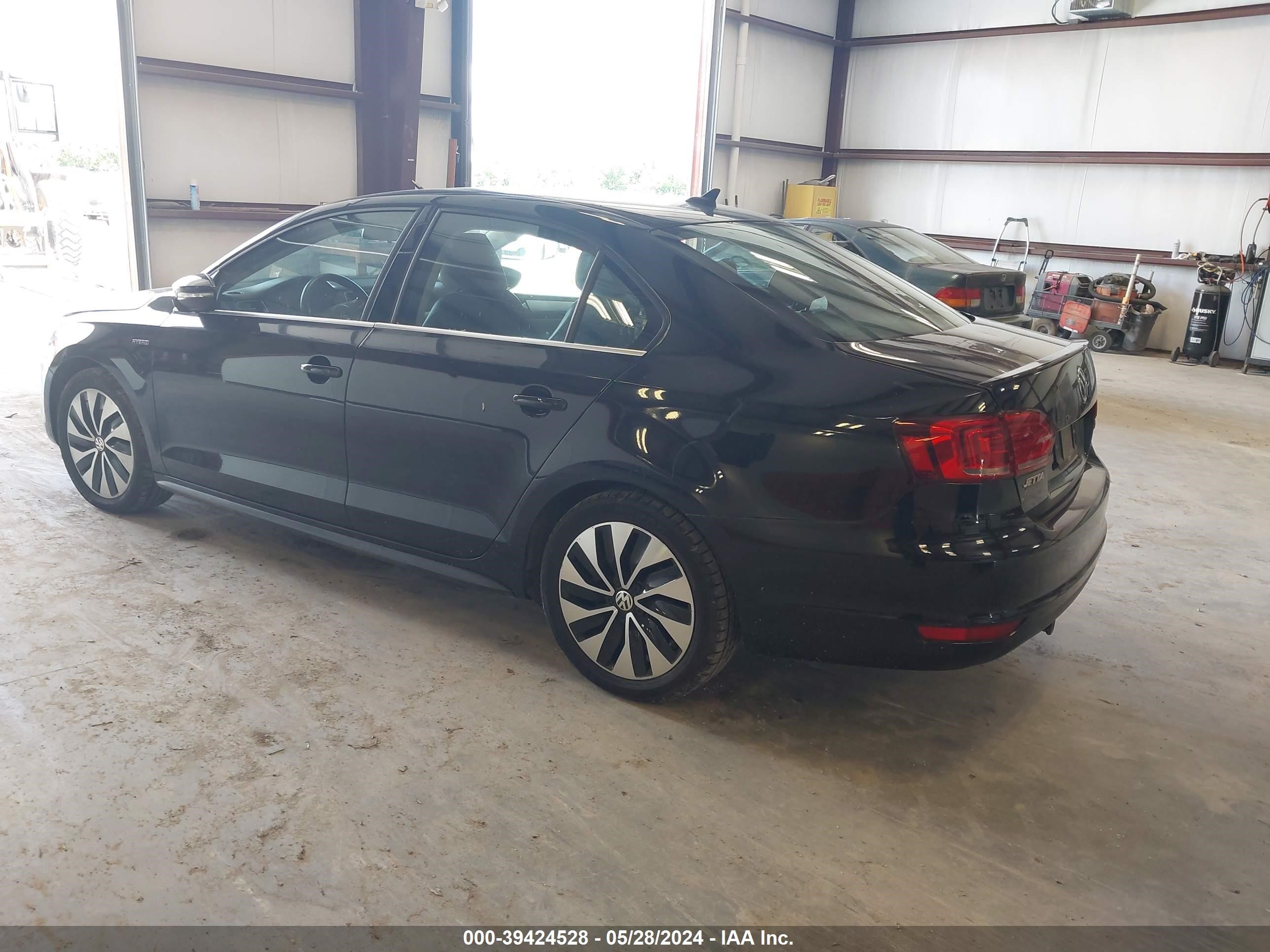 Photo 2 VIN: 3VW637AJ5EM230815 - VOLKSWAGEN JETTA 