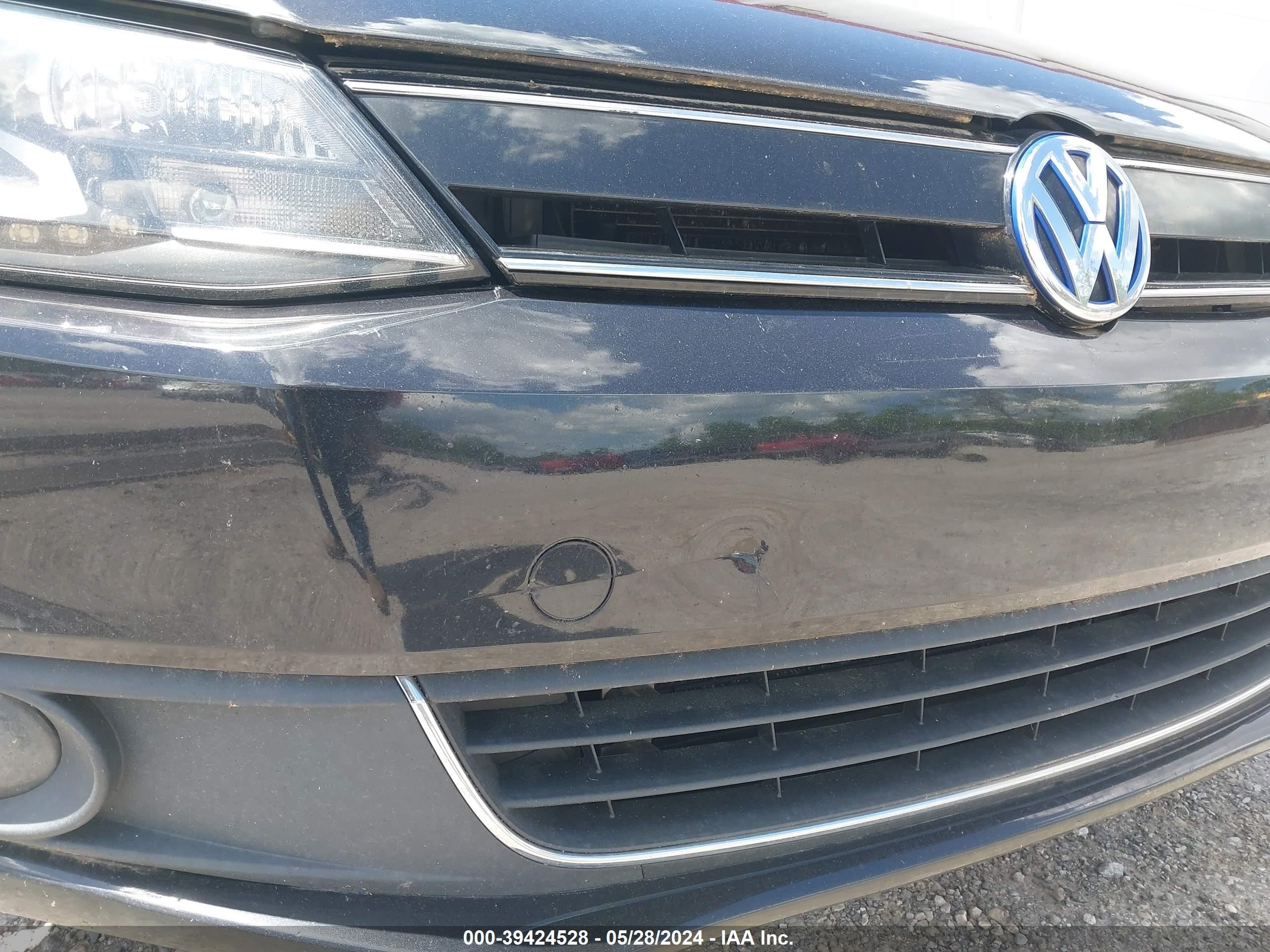 Photo 5 VIN: 3VW637AJ5EM230815 - VOLKSWAGEN JETTA 