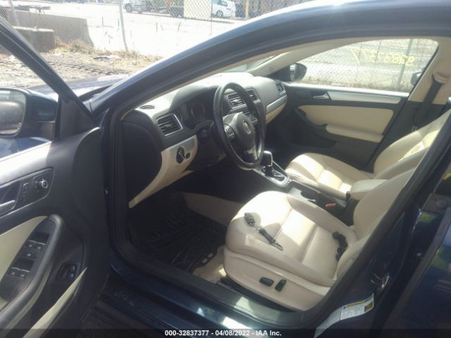 Photo 4 VIN: 3VW637AJ5EM323947 - VOLKSWAGEN JETTA SEDAN 