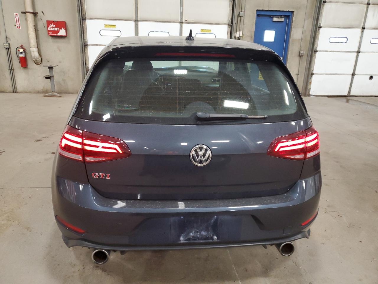 Photo 5 VIN: 3VW6T7AU4MM005231 - VOLKSWAGEN GTI 