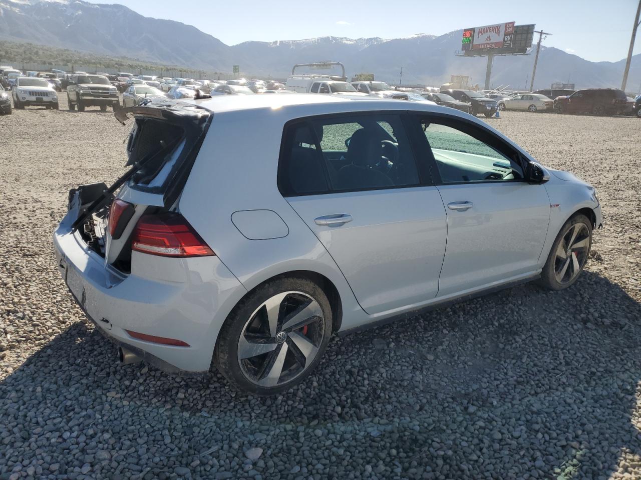 Photo 2 VIN: 3VW6T7AU6KM036431 - VOLKSWAGEN GTI 