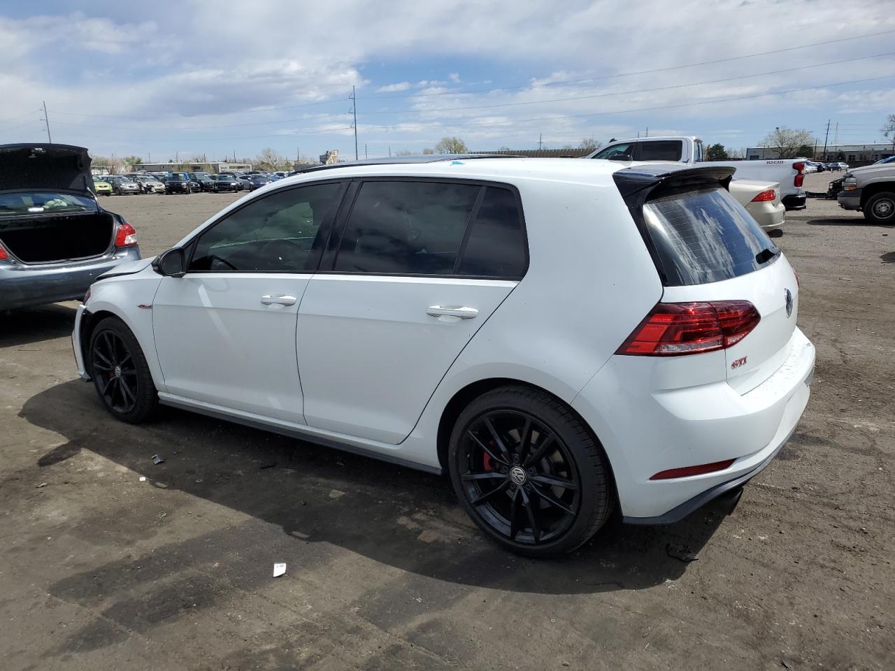 Photo 1 VIN: 3VW6T7AU9MM002762 - VOLKSWAGEN GTI 