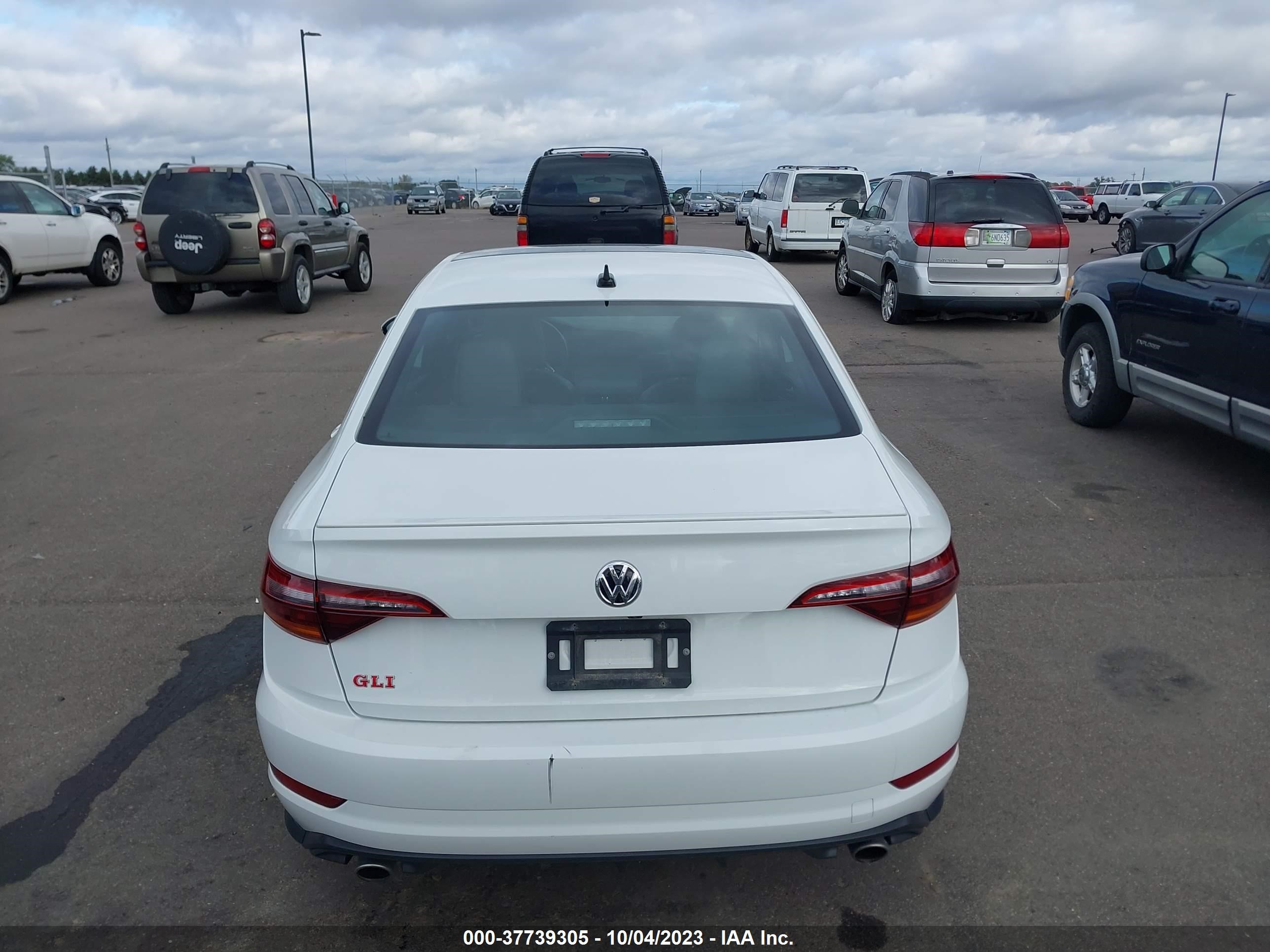 Photo 15 VIN: 3VW6T7BU2KM182050 - VOLKSWAGEN JETTA 