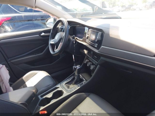 Photo 4 VIN: 3VW7M7BU0NM010699 - VOLKSWAGEN JETTA 