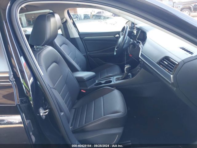 Photo 4 VIN: 3VW7M7BU0NM023940 - VOLKSWAGEN JETTA 