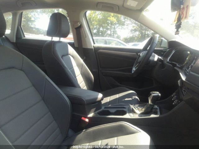 Photo 4 VIN: 3VW7M7BU0PM046427 - VOLKSWAGEN JETTA 