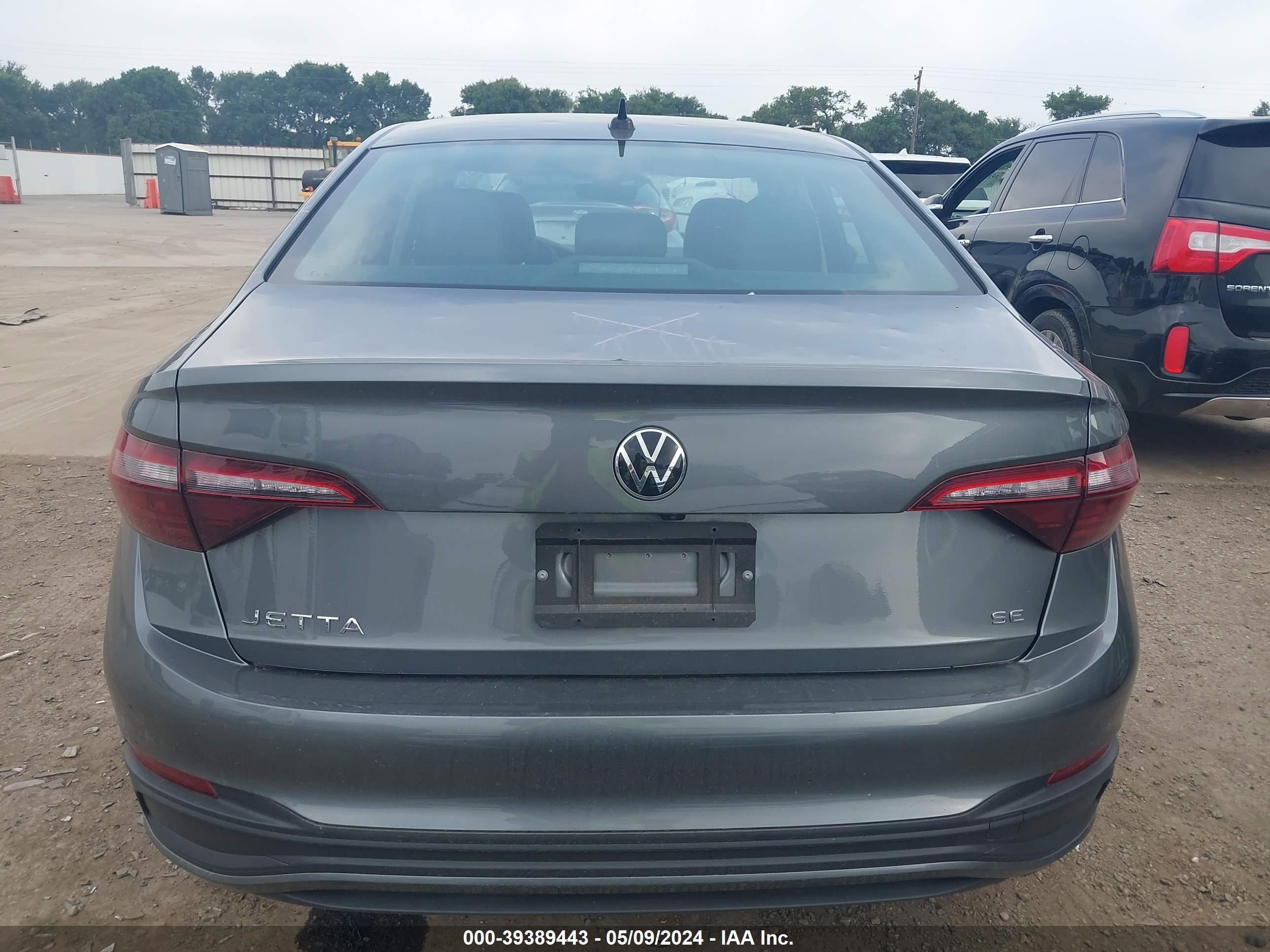 Photo 15 VIN: 3VW7M7BU0RM013558 - VOLKSWAGEN JETTA 