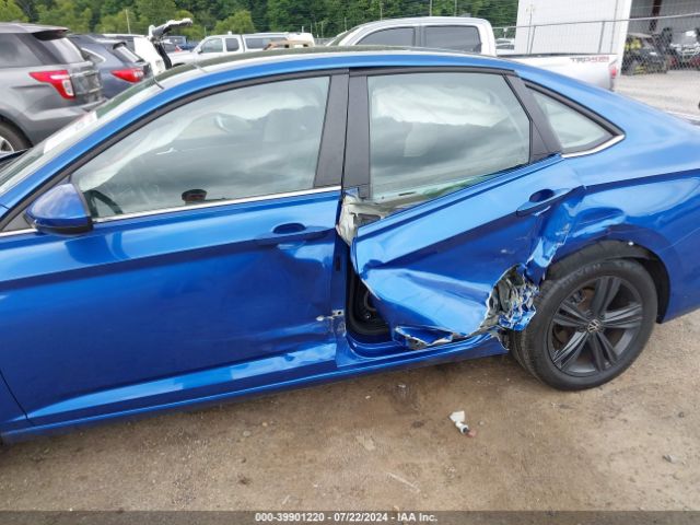 Photo 5 VIN: 3VW7M7BU2NM026869 - VOLKSWAGEN JETTA 