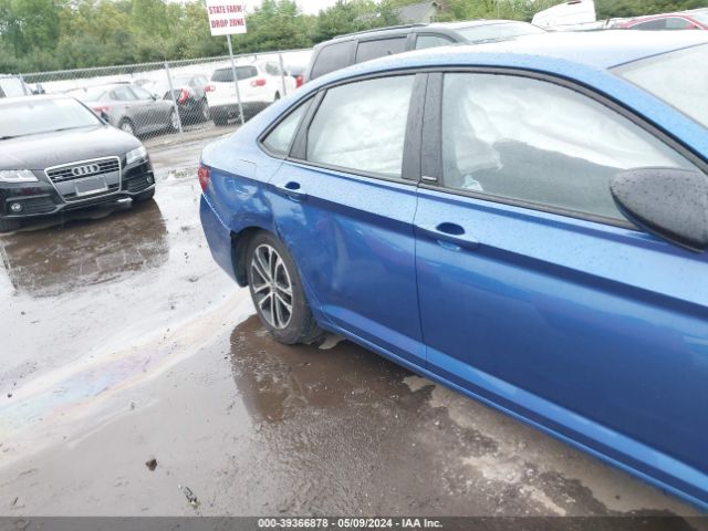 Photo 5 VIN: 3VW7M7BU4PM009798 - VOLKSWAGEN JETTA 