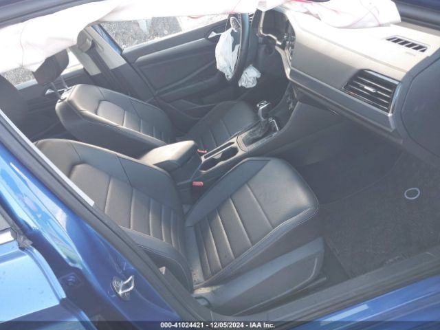 Photo 4 VIN: 3VW7M7BU7NM019223 - VOLKSWAGEN JETTA 