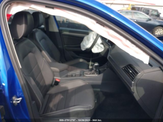 Photo 4 VIN: 3VW7M7BU7PM040673 - VOLKSWAGEN JETTA 