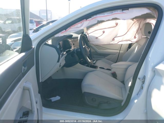 Photo 4 VIN: 3VW7M7BU9PM046779 - VOLKSWAGEN JETTA 