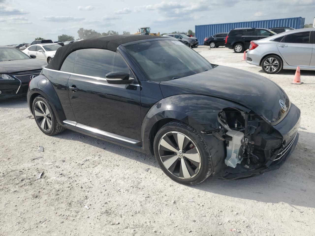 Photo 3 VIN: 3VW7T7AT7DM827629 - VOLKSWAGEN BEETLE 