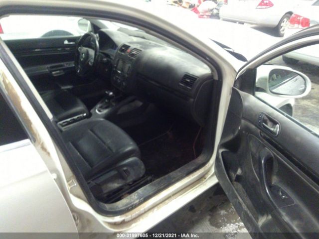 Photo 4 VIN: 3VWAL7AJ0AM090855 - VOLKSWAGEN JETTA SEDAN 