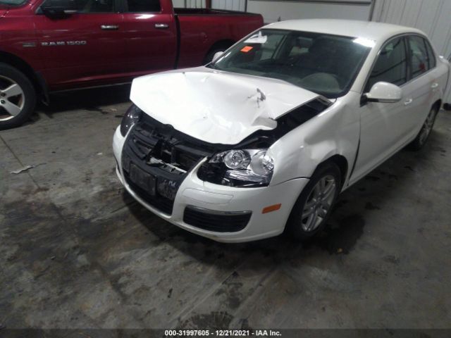 Photo 5 VIN: 3VWAL7AJ0AM090855 - VOLKSWAGEN JETTA SEDAN 