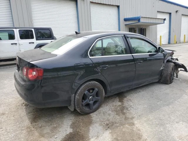 Photo 2 VIN: 3VWAL7AJ1AM125127 - VOLKSWAGEN JETTA TDI 