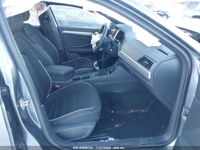 Photo 4 VIN: 3VWAM7BU2PM042983 - VOLKSWAGEN JETTA 