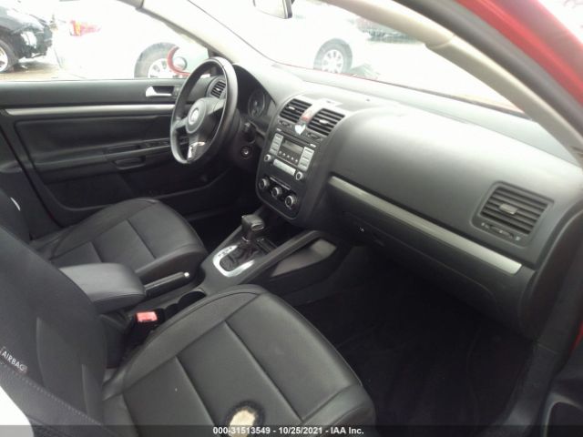 Photo 4 VIN: 3VWAX7AJ3AM121150 - VOLKSWAGEN JETTA SEDAN 