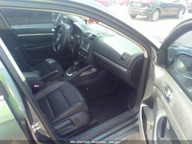 Photo 4 VIN: 3VWAX7AJ7AM141188 - VOLKSWAGEN JETTA SEDAN 