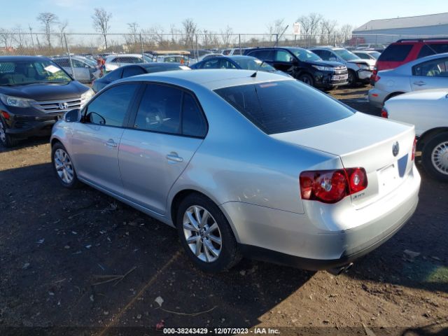 Photo 2 VIN: 3VWAX7AJ7AM157908 - VOLKSWAGEN JETTA 